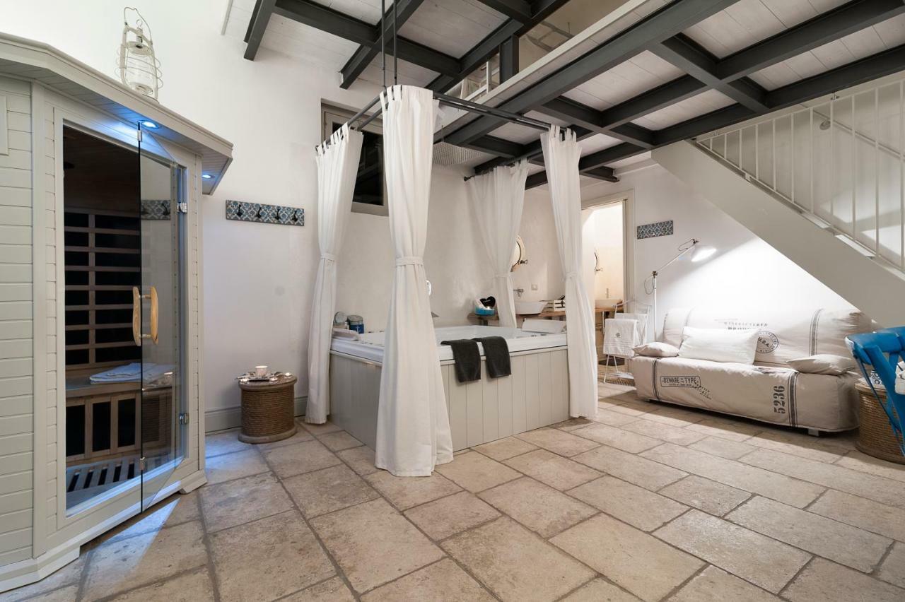 Palazzo Mandurino Luxury Relais Bed & Breakfast Zollino Exterior foto